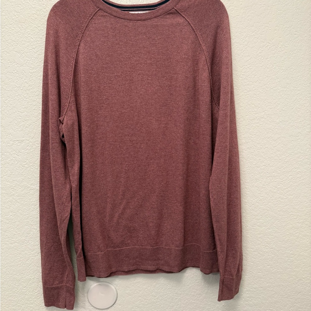 Old Navy Men's Burgundy Crewneck Sweater